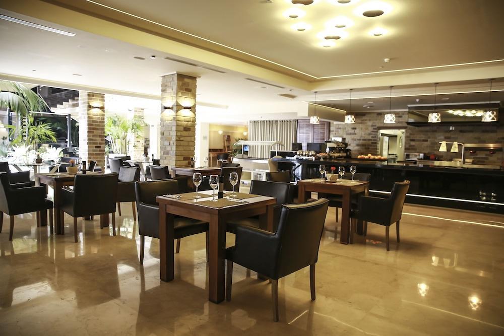 Garden Hotel Boutique & Events Haifa Exteriör bild